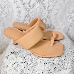 Abercrombie & Fitch Nude Padded Toe Ring Heeled Sandals – Size 8